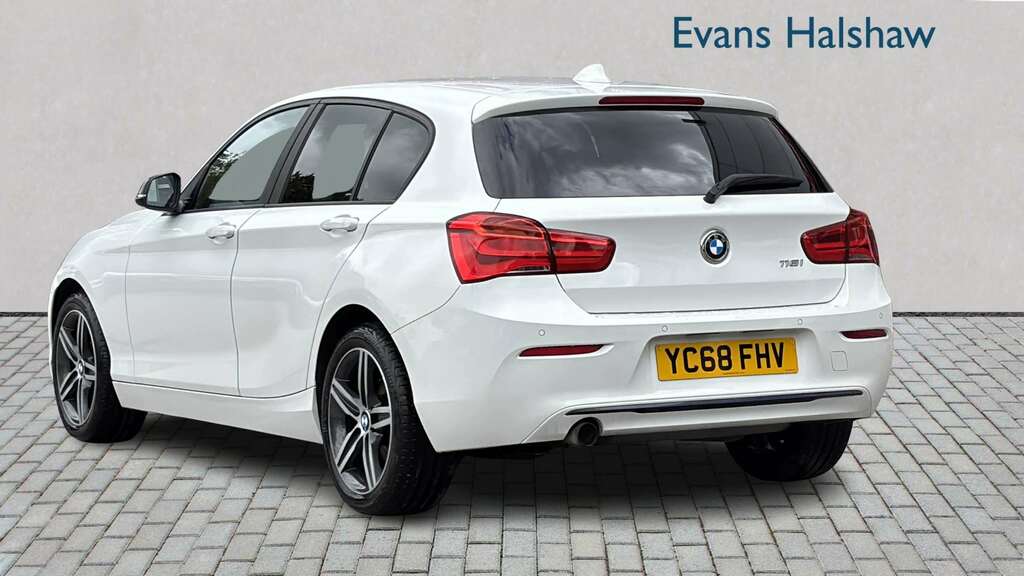 BMW 1 Series 118I 1.5 Sport Navservotronic 2018 White #2