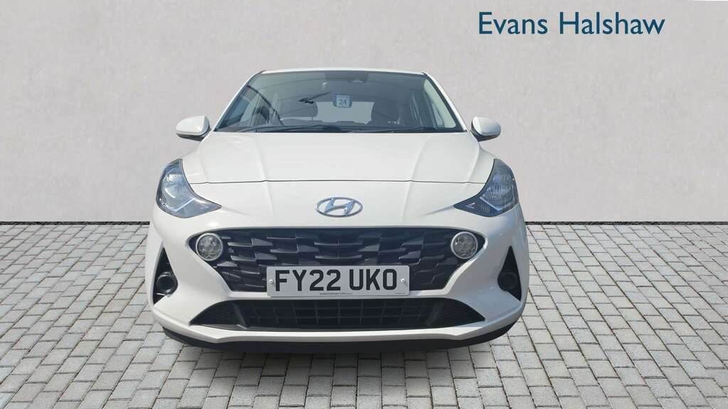 Hyundai I10 1.2 Mpi Se Connect 2022 FY22UKO White #4