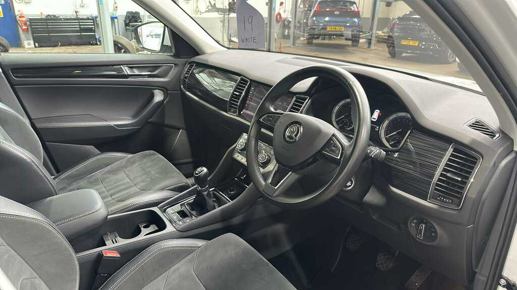 Skoda Kodiaq 1.5 Tsi Se L 7 Seat 2019 KY69MKO White #6