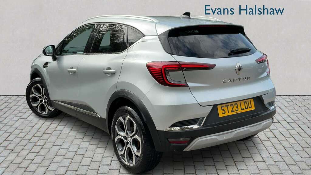 Renault Captur 1.3 Mild Hybrid 140 Techno 2023 Grey #2