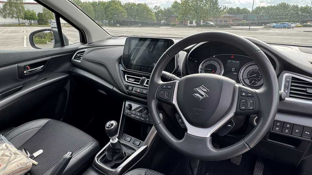 Suzuki S Cross 1.4 Boosterjet 48V Hybrid Ultra Allgrip 2023 GSZ7680 Silver #4