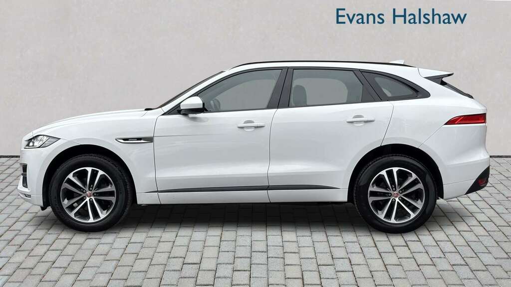 Jaguar F-Pace 2.0D R-sport Awd 2019 LB19YXU White #4