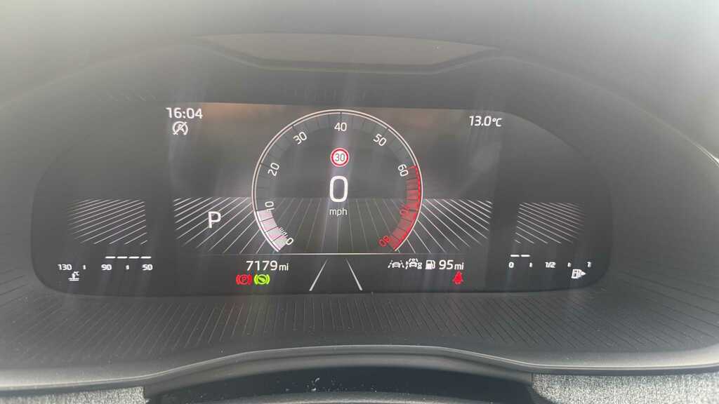 Skoda Kamiq 1.0 Tsi Se Dsg 2024 GL24KSO Silver #4