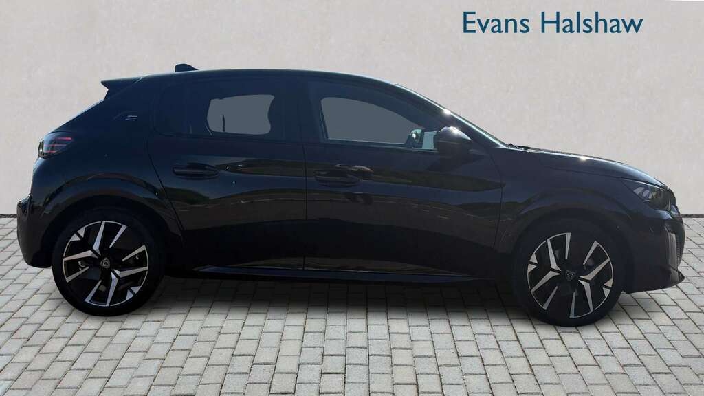 Peugeot e-208 115Kw Gt 51Kwh 2024 YY74CKX Black #4