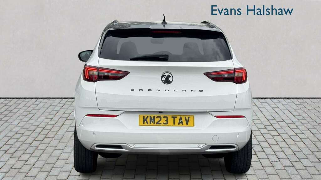 Vauxhall Grandland 1.2 Turbo Ultimate 2023 KM23TAV White #5