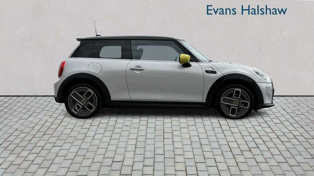 Mini Hatch 135Kw Cooper S Level 2 33Kwh 2022 White #6