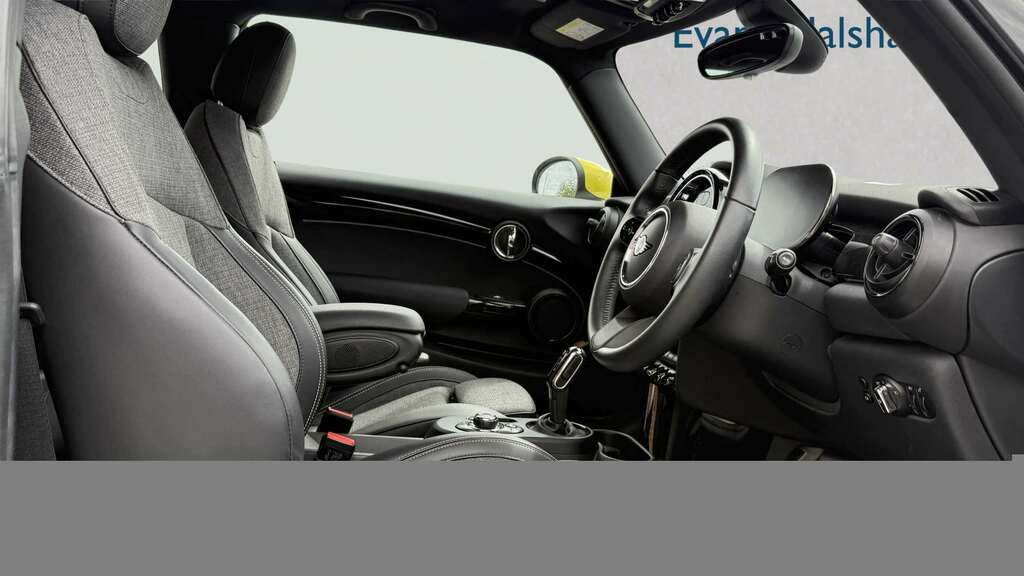 Mini Hatch 135Kw Cooper S Level 2 33Kwh 2022 White #3