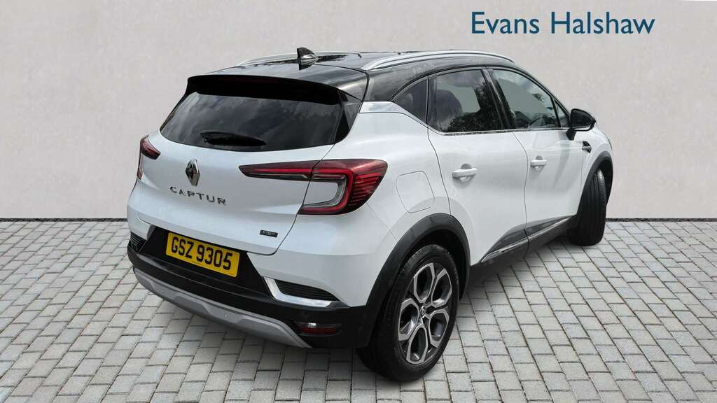 Renault Captur 1.6 E-tech Full Hybrid 145 Techno 2023 GSZ9305 White #3