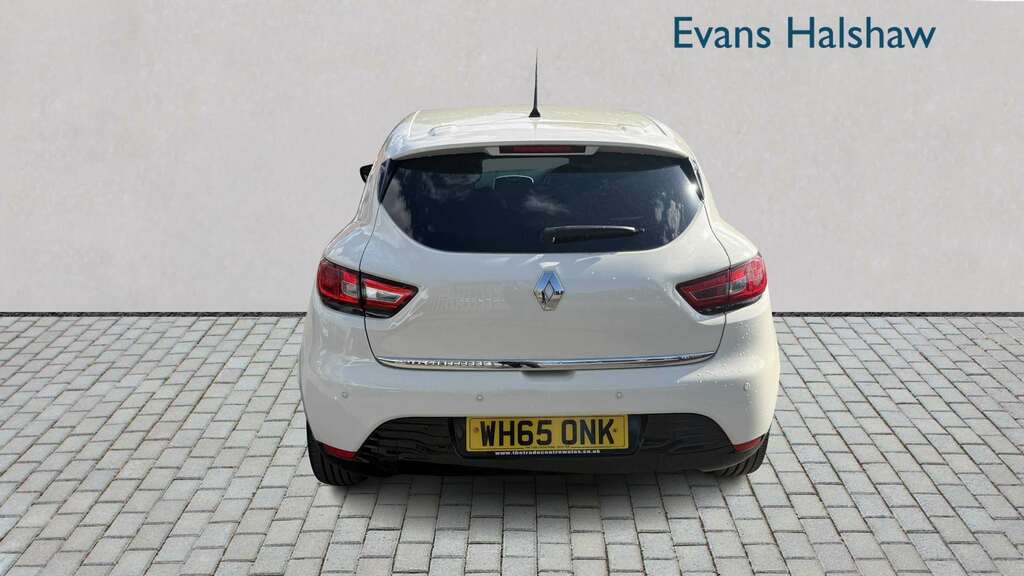 Renault Clio 0.9 Tce 90 Dynamique Nav 2016 WH65ONK White #5