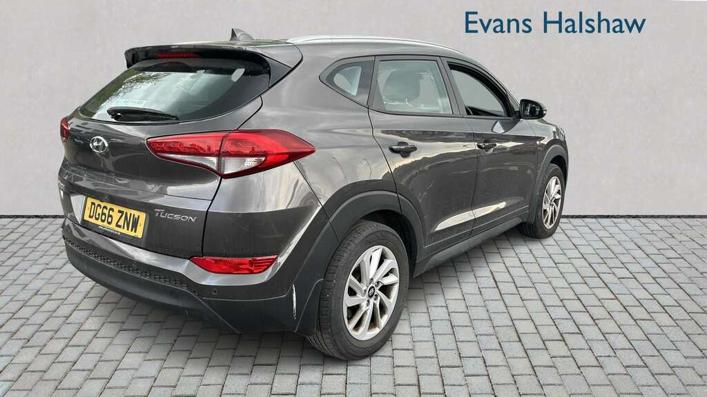 Hyundai Tucson 1.7 Crdi Blue Drive Se Nav 2Wd 2016 DG66ZNW Grey #6