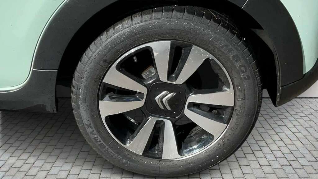 Citroen C3 1.2 Puretech Feel 2018 SM68FBD Green #5