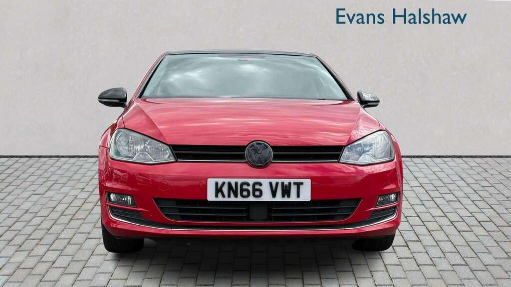 Volkswagen Golf 1.6 Tdi 110 Gt Edition 2016 KN66VWT Red #3