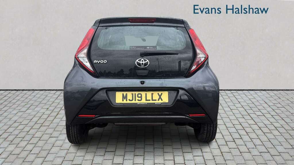 Toyota Aygo 1.0 Vvt-i X-play 2019 MJ19LLX Grey #2