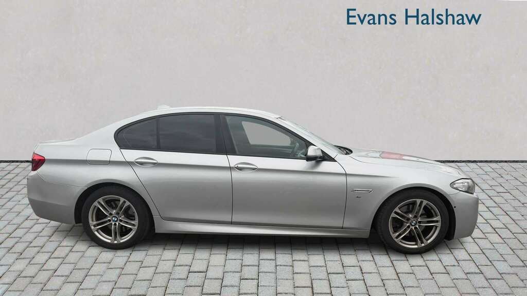BMW 5 Series 520D 190 M Sport Step 2015 YE65OFR Silver #2
