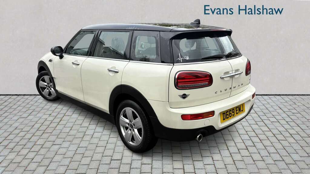 Mini Clubman 1.5 Cooper Classic 6Dr 2019 DE69EMJ White #2