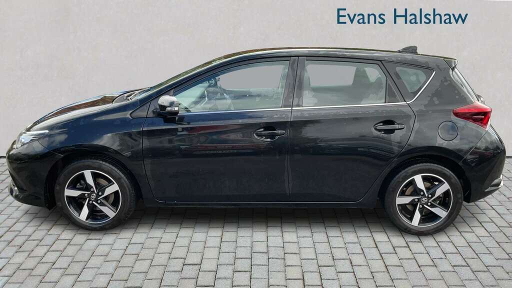 Toyota Auris 1.2T Icon Tech Tss 2018 NA68LEJ Black #3