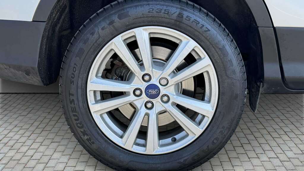 Ford Kuga 1.5 Ecoboost 182 Zetec Nav 2018 Silver #6