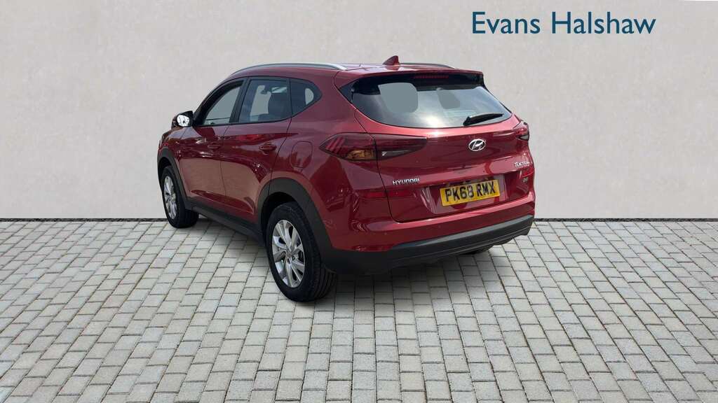 Hyundai Tucson 1.6 Gdi Se Nav 2Wd 2018 PK68RMX Red #3