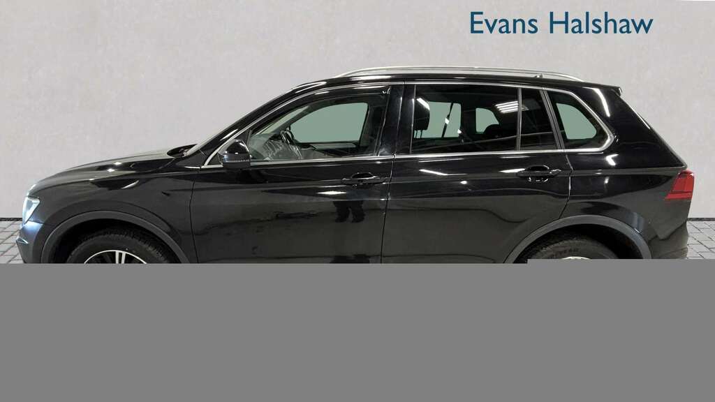 Volkswagen Tiguan 2.0 Tdi 150 4Motion Se Nav Dsg 2016 DC66YCY Black #6
