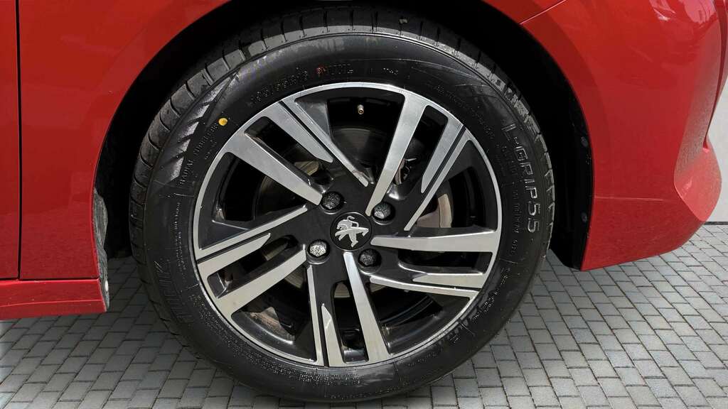Peugeot 208 1.2 Puretech 100 Allure Premium 2023 CY23EFV Red #4