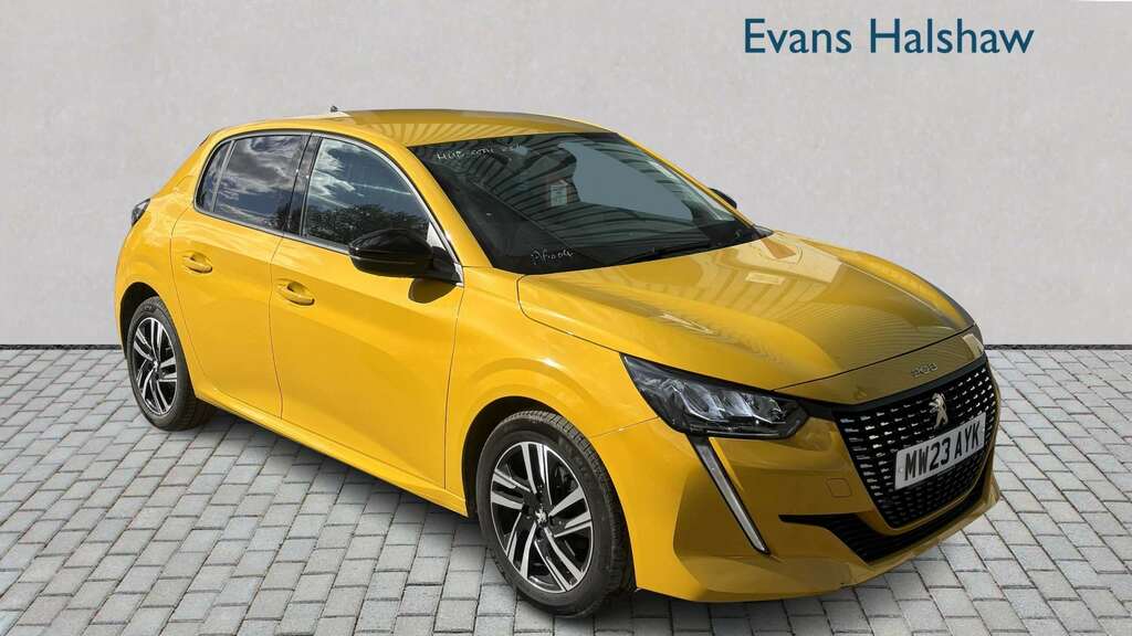 Peugeot 208 1.2 Puretech 100 Allure Premium 2023 Yellow
