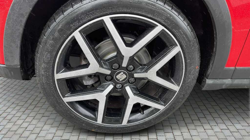 Seat Arona 1.0 Tsi 110 Fr Sport Ez Dsg 2020 KP70YYC Red #4