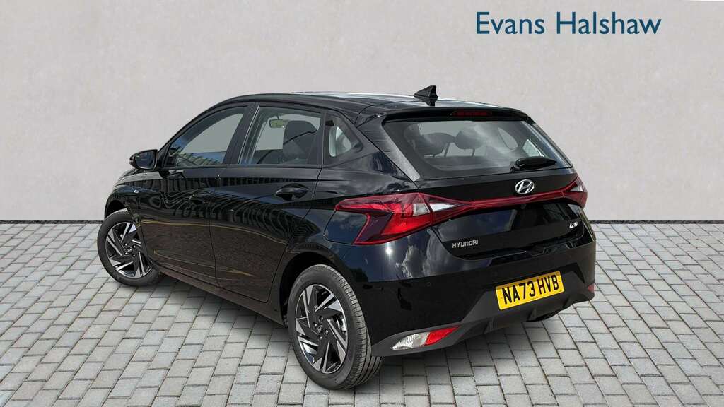 Hyundai I20 1.0T Gdi 48V Mhd Se Connect 2023 Black