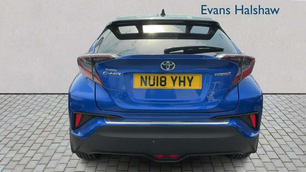 Toyota C-Hr 1.8 Hybrid Dynamic Cvt 2018 NU18YHY Black #5