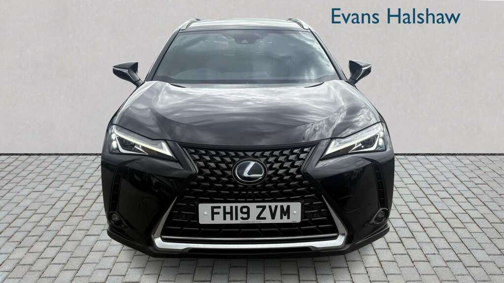 Lexus UX 250H 2.0 Cvt Premium Packnav 2019 FH19ZVM Black #2