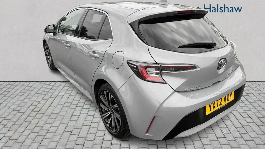 Toyota Corolla 1.8 Vvt-i Hybrid Design Cvt 2022 YX72VDY Grey #3