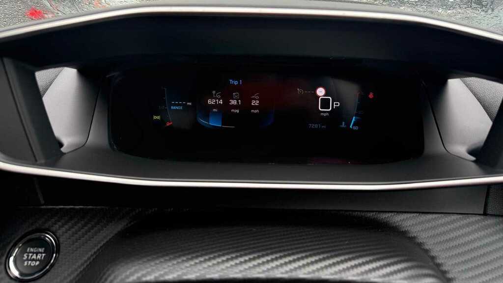 Peugeot 208 1.2 Puretech 100 Allure Premium Eat8 2023 MA23UNK Red #5