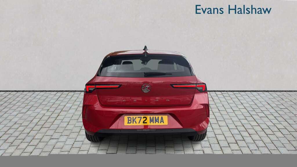 Vauxhall Astra 1.2 Turbo 130 Design 2022 Red #4