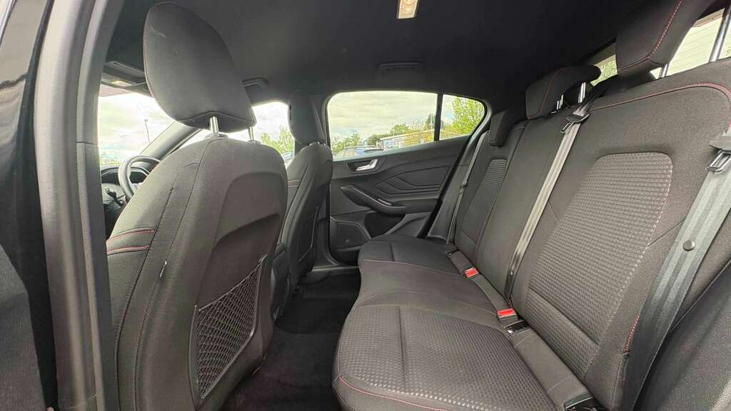 Ford Focus 1.0 Ecoboost St-line 2023 YP23OEK Black #4