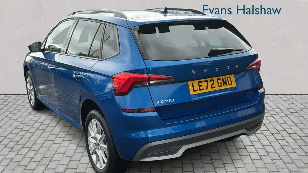 Skoda Kamiq 1.0 Tsi 110 Se Drive Dsg 2023 LE72GMO Blue #2