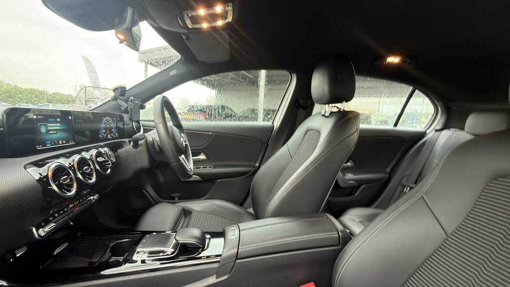 Mercedes-Benz A Class A200 Sport 2018 White #6