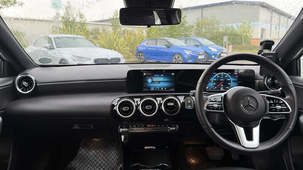 Mercedes-Benz A Class A200 Sport 2018 White #5