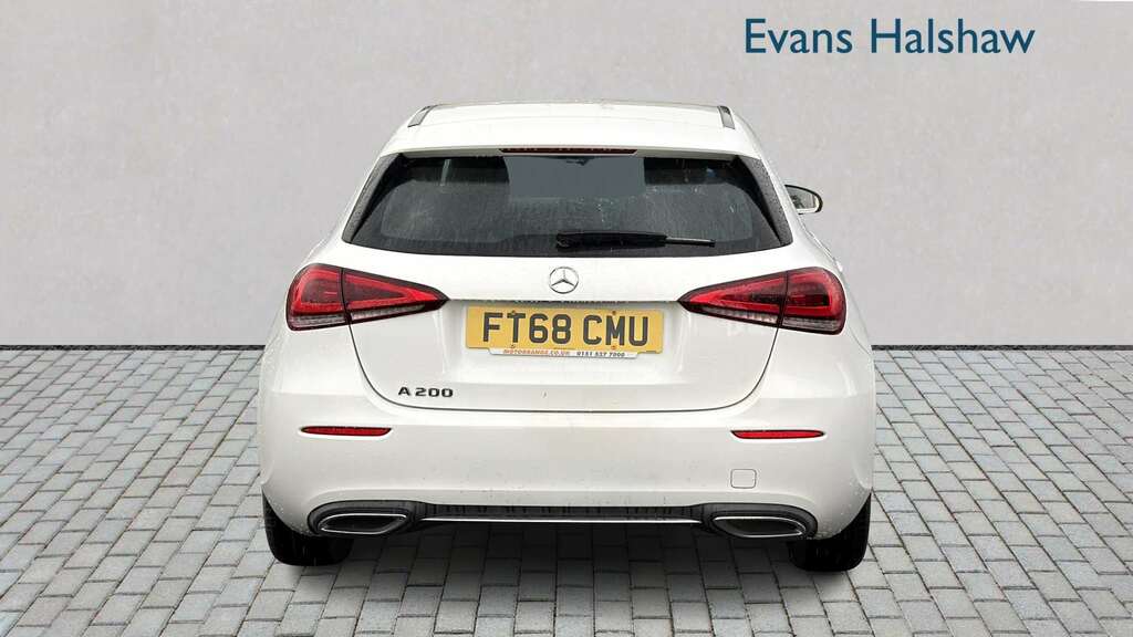 Mercedes-Benz A Class A200 Sport 2018 White #4