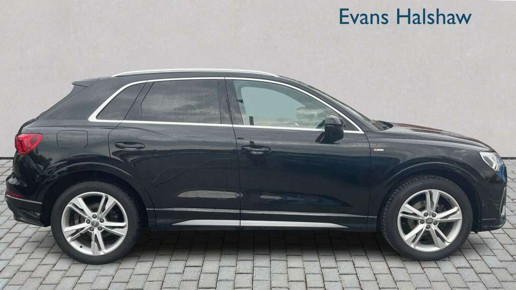 Audi Q3 35 Tfsi S Line 2020 GL20OUJ Black #3