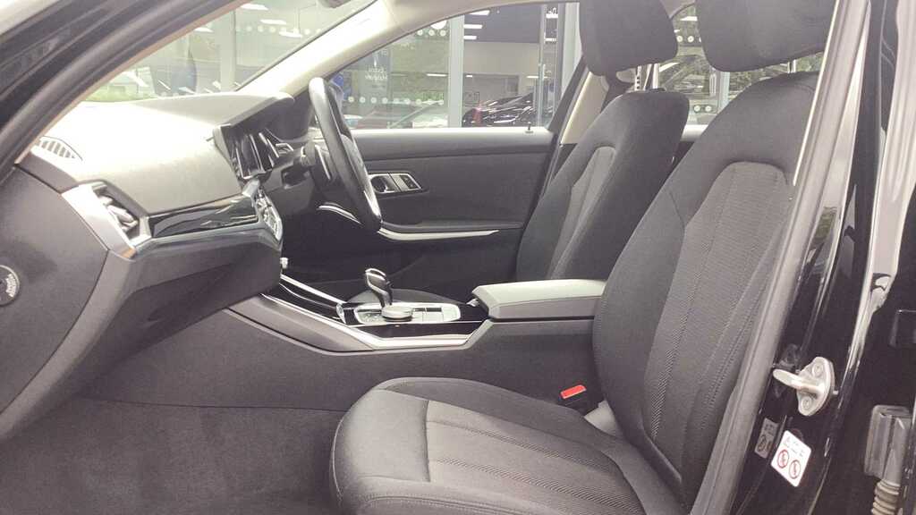 BMW 3 Series 330E Se Pro Step 2021 YW21GJV Black #6
