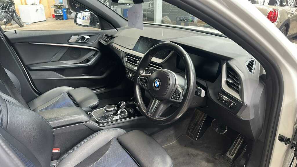 BMW 1 Series 118I 136 M Sport Step Lcp 2022 GJ72LHK White #6
