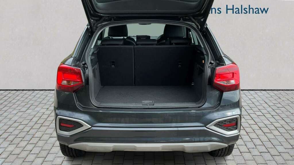 Audi Q2 35 Tfsi Sport S Tronic 2023 GL73CZF Grey #5
