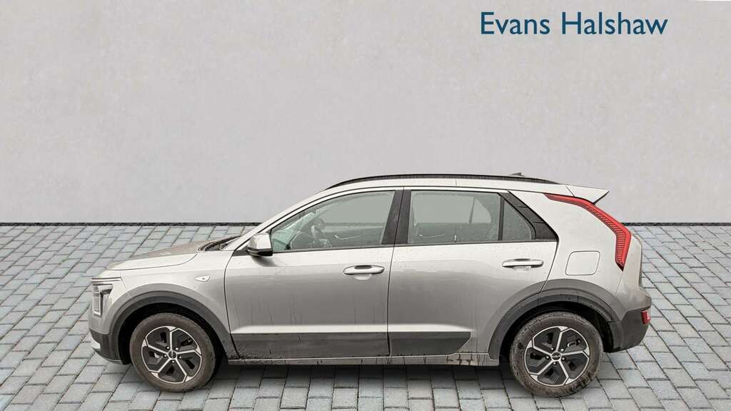 Kia Niro 1.6 Gdi Hybrid 2 Dct 2023 AY73XBU Silver #3