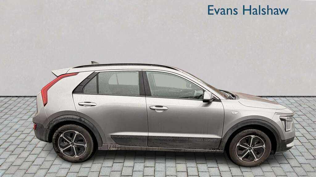 Kia Niro 1.6 Gdi Hybrid 2 Dct 2023 AY73XBU Silver #5
