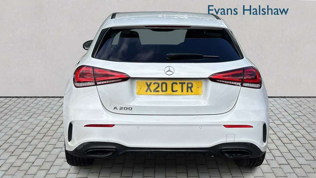 Mercedes-Benz A Class A200 Amg Line Premium Edition 2022 White