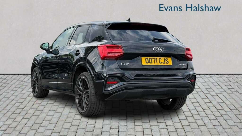 Audi Q2 35 Tfsi Black Edition S Tronic 2021 NC71PUO Black #2