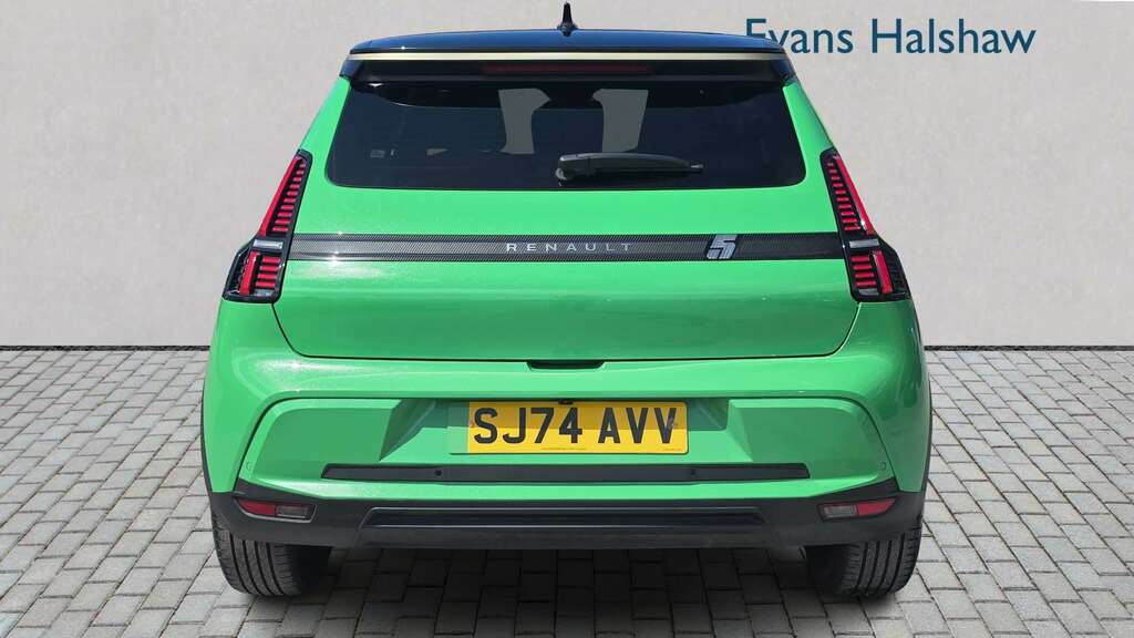 Renault 5 E-Tech 110Kw Techno Comfort Range 52Kwh 2025 SJ74AVV Green #5
