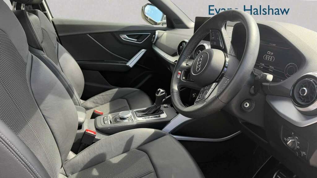 Audi Q2 35 Tfsi S Line S Tronic 2023 NJ23HMC White #3