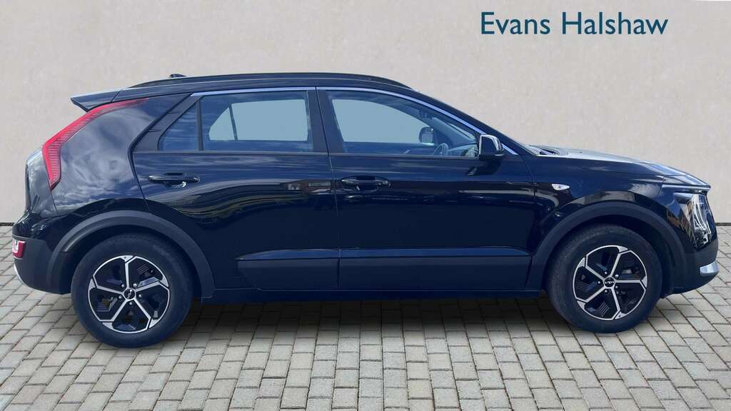 Kia Niro 1.6 Gdi Hybrid 2 Dct 2023 DY23USW Black #5