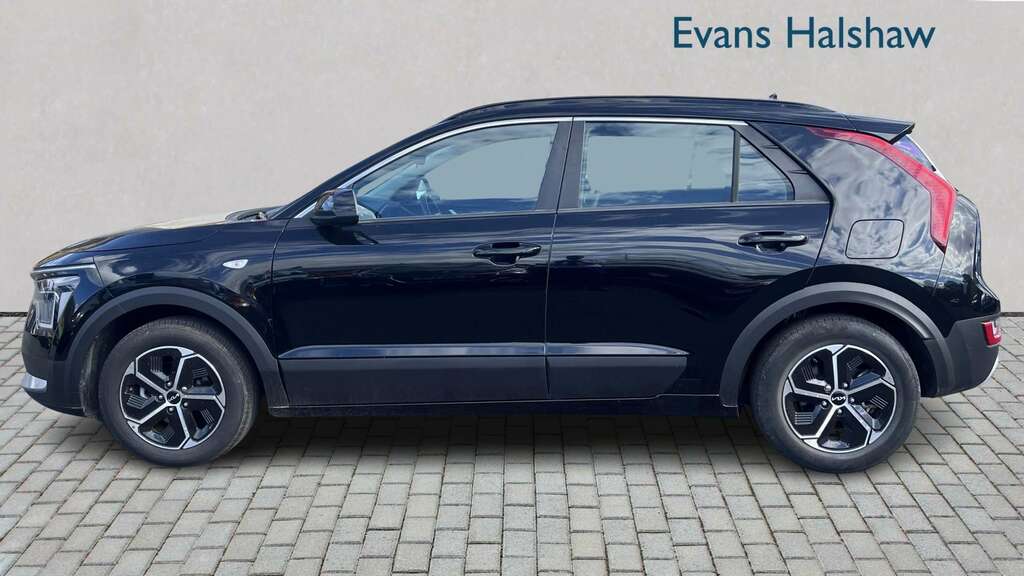 Kia Niro 1.6 Gdi Hybrid 2 Dct 2023 DY23USW Black #3
