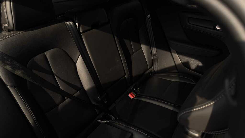 Volvo XC40 1.5 T5 Recharge Phev R Design Pro 2020 Blue #5